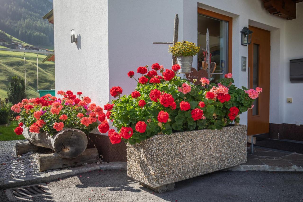 Haus Rosmarie Leilighet Neustift im Stubaital Eksteriør bilde