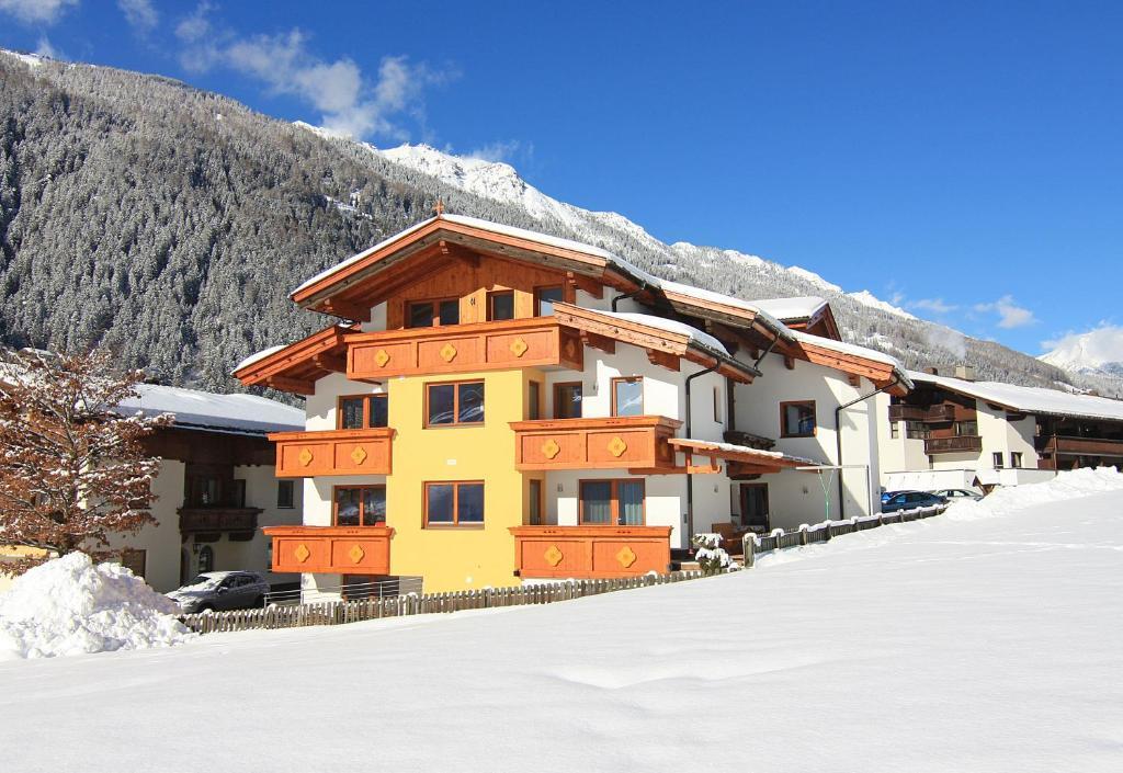 Haus Rosmarie Leilighet Neustift im Stubaital Eksteriør bilde
